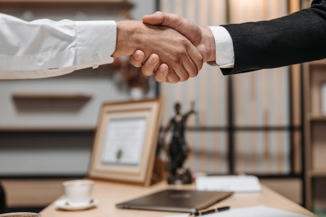 Navigating Shareholder Agreements for a Fast-Growing Tech Startup